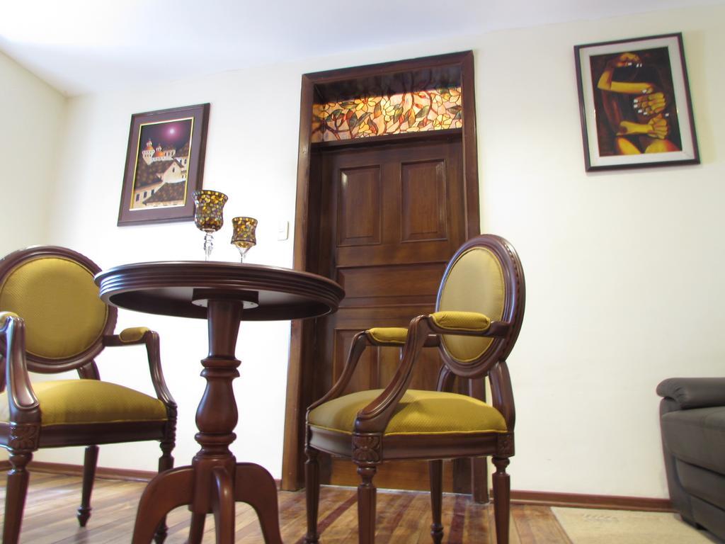 San Blas House & Suites 基多 外观 照片